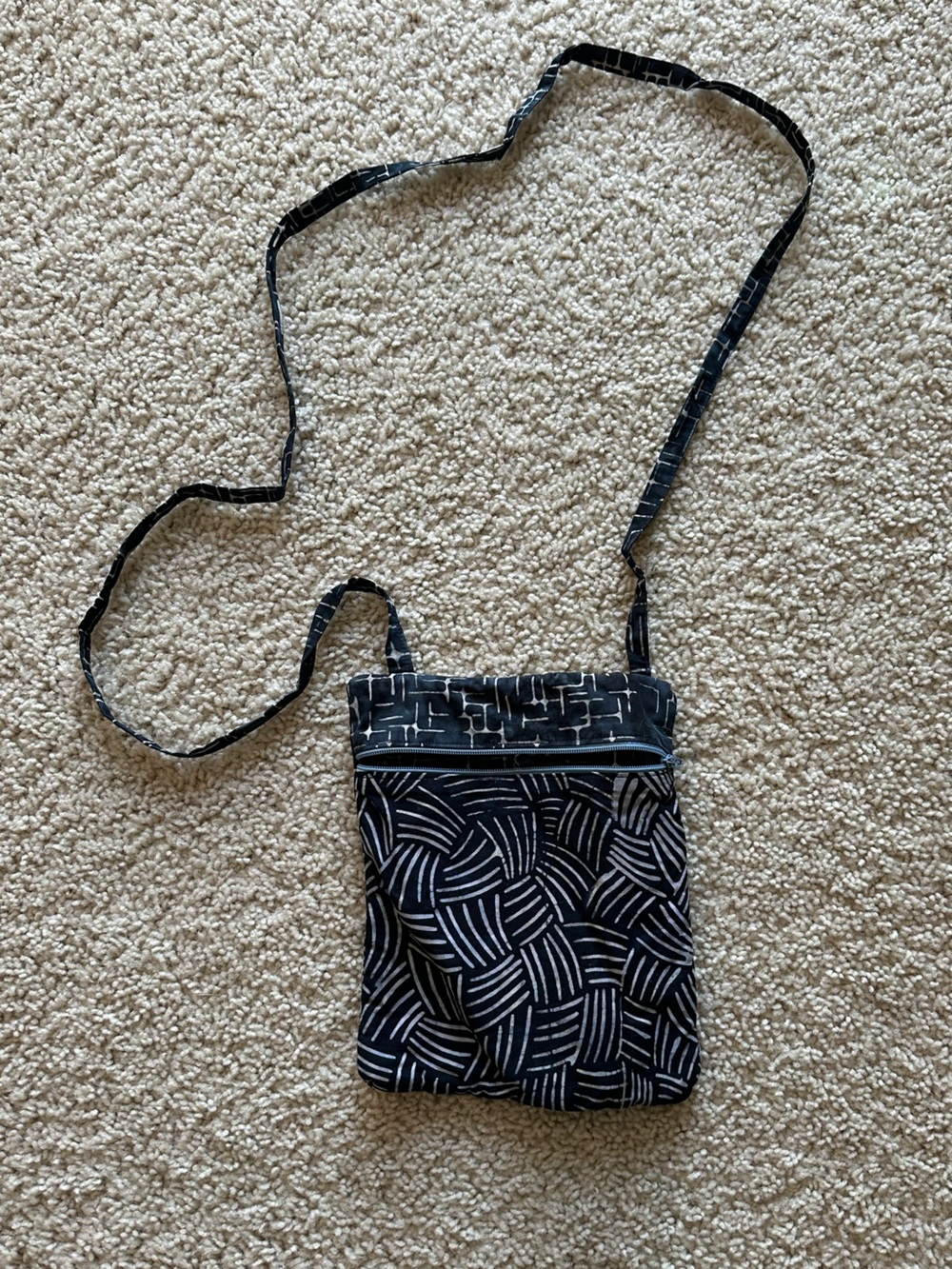 Hand Crafted Navy and cream Patterned Crossbody Bag zippered cloth bag